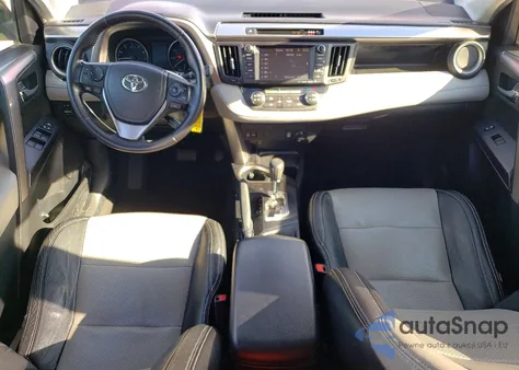 2017 Toyota Rav4 Xle z USA, uszkodzony, nr VIN JTMRFREV6HJ132023
